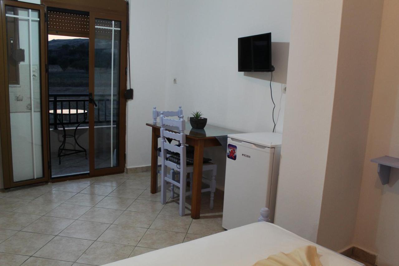 Vakis Apartments 2 Romanon Extérieur photo
